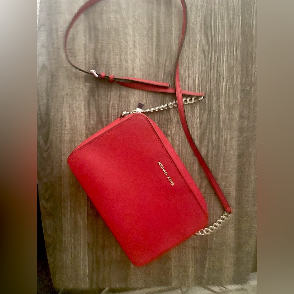 Michael Kors Women's Jet Set Large Crossbody